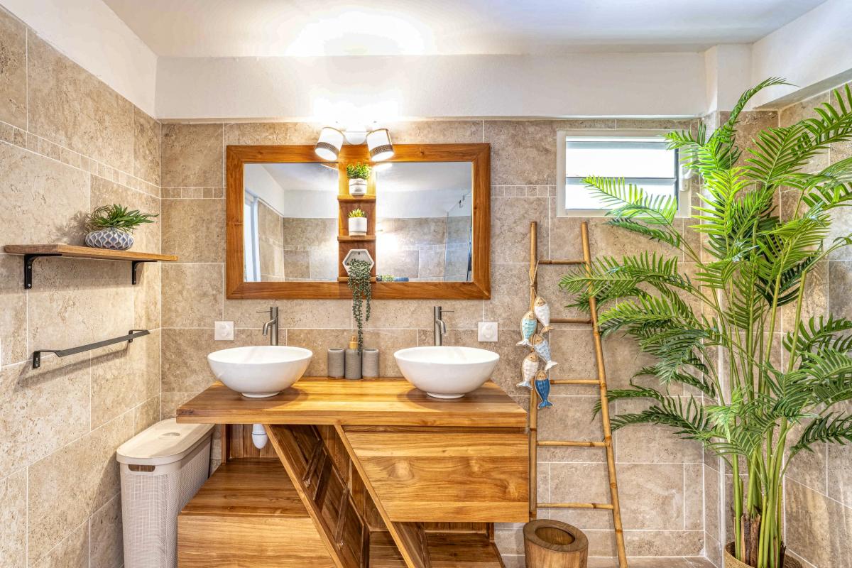 20.A louer villa avec piscine et Grand bourg-Marie-Galante
